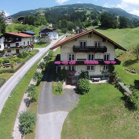 Wonderful Apartment In Hopfgarten Im Brixental With Parking Exterior photo